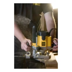 Elettrofresatrice 1100W DeWalt DW621 9 Elettrofresatrice 1100W DeWalt DW621 -Vendite Ediliamo elettrofresatrice 1100w dk624 dewalt 3