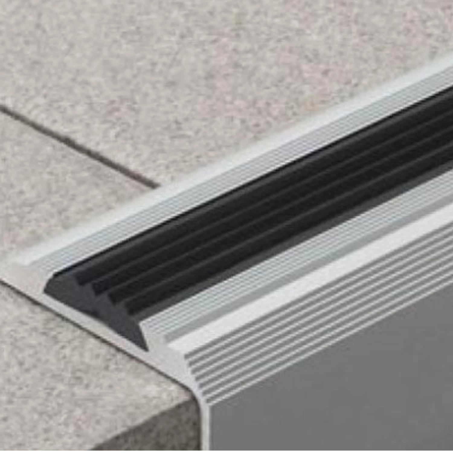 Gomma Rigata Per Profilo PROTECT 72/F Profilpas 1 Gomma Rigata Per Profilo PROTECT 72/F Profilpas