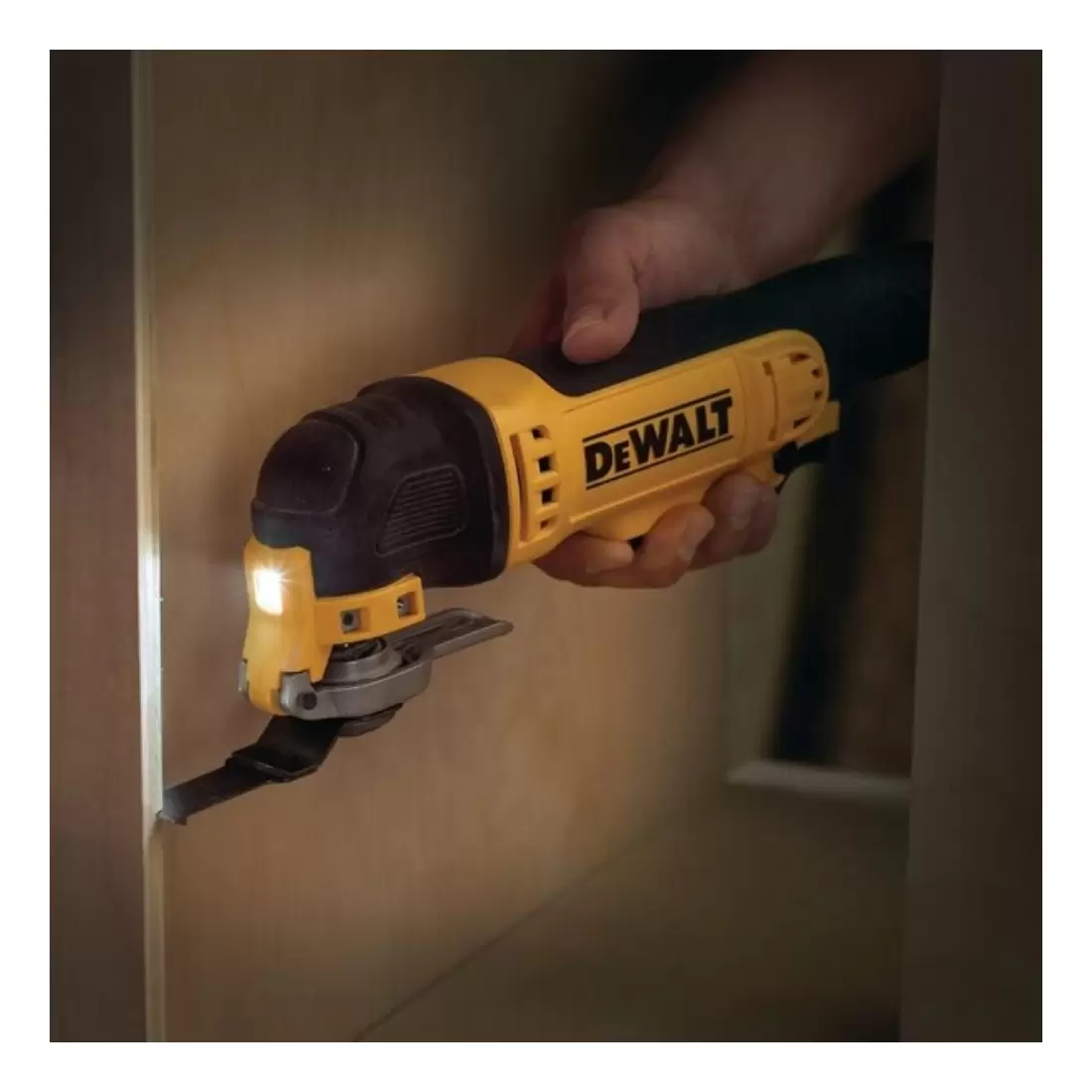 Lama Per Tagli Veloci Su Legno 31x43mm DT20704 DeWalt 2 Lama Per Tagli Veloci Su Legno 31x43mm DT20704 DeWalt - immagine 2