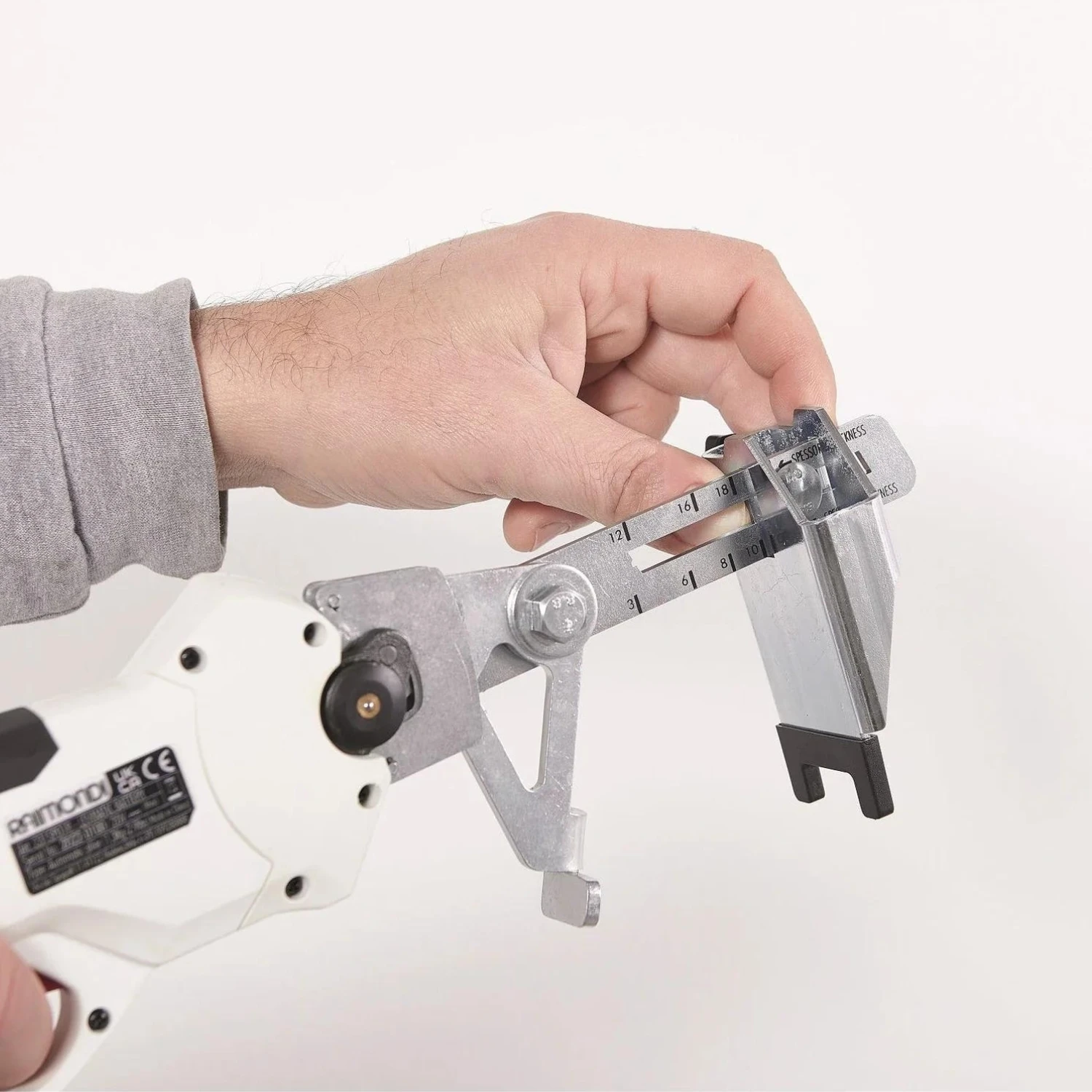 Pinza A Batteria Per Serraggio Cunei Raimondi Levmatic 4 Pinza A Batteria Per Serraggio Cunei Raimondi Levmatic - immagine 4