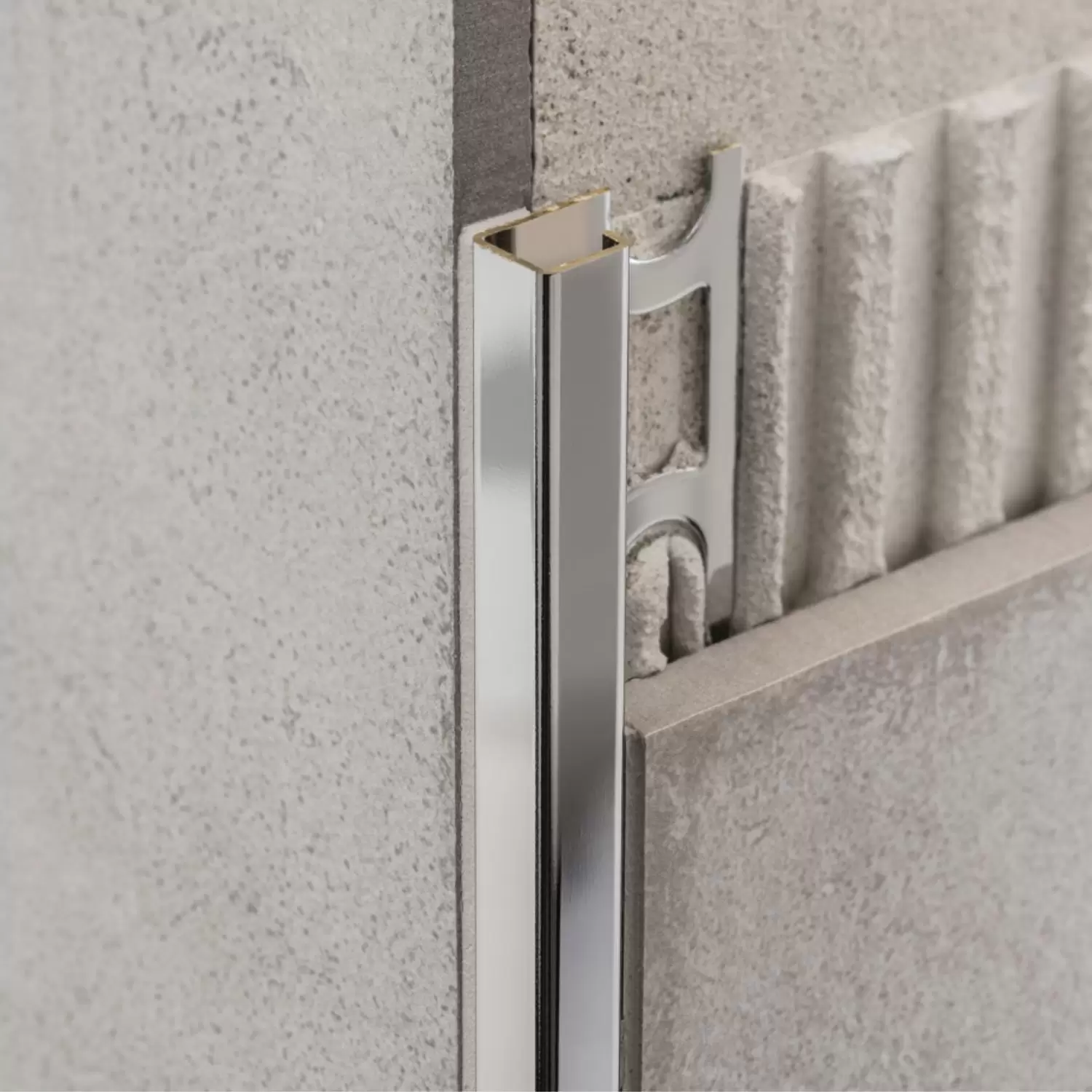 Profilo In Alluminio Brillantato Lucido 270cm ProAngle Q Profilpas ZQBN 1 Profilo In Alluminio Brillantato Lucido 270cm ProAngle Q Profilpas ZQBN