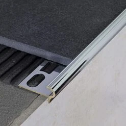 Profilo Per Scale In Acciaio Cerfix Prostep SGI