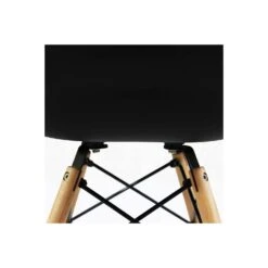 Sedia A Poltroncina Moderna Con Gambe In Legno Nera - Moritz 18 Sedia A Poltroncina Moderna Con Gambe In Legno Nera - Moritz -Vendite Ediliamo sedia a poltroncina moderna con gambe in legno nera moritz 8