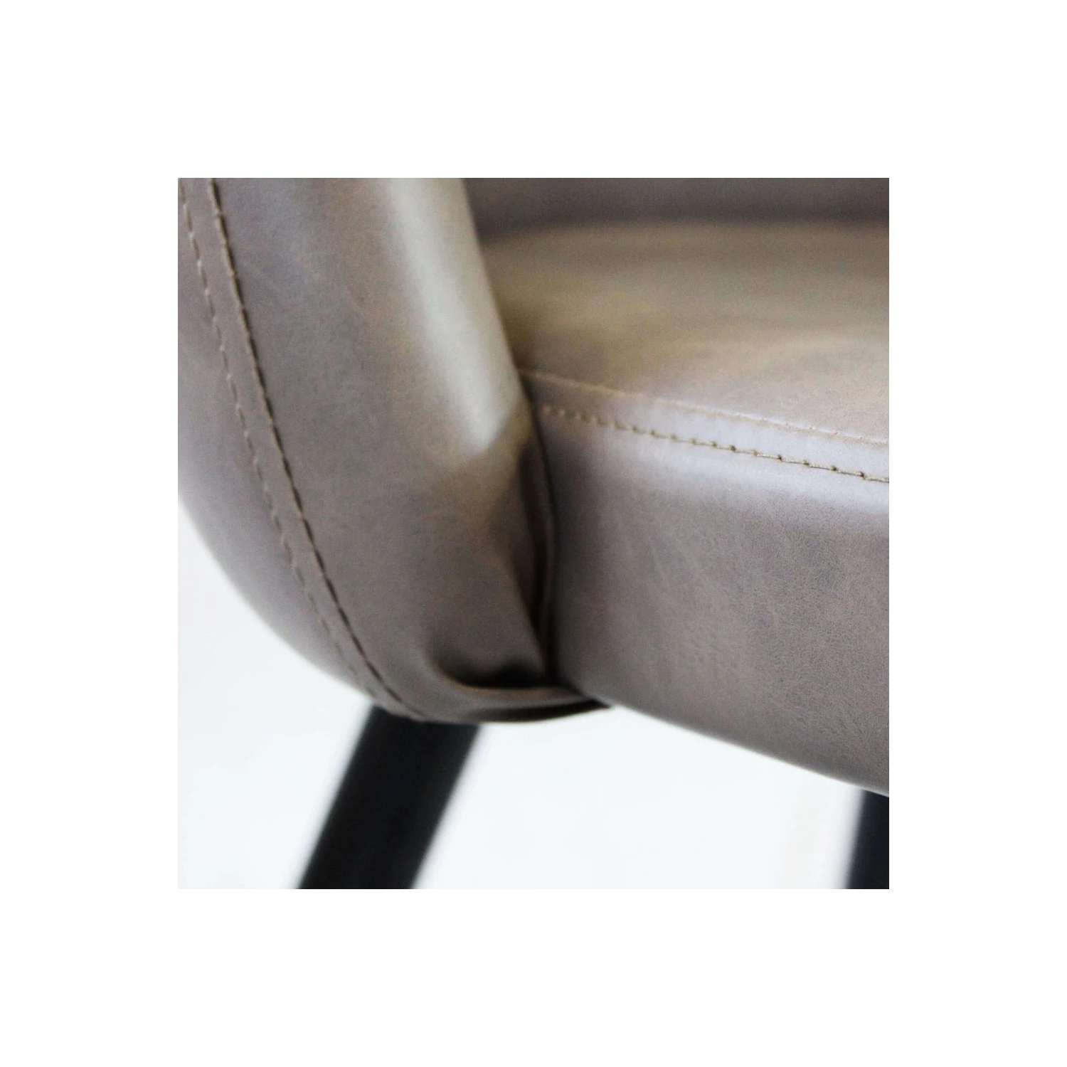 Sedia In Ecopelle Modello Poltrona Moderna Marrone - Sissy 7 Sedia In Ecopelle Modello Poltrona Moderna Marrone - Sissy - immagine 7