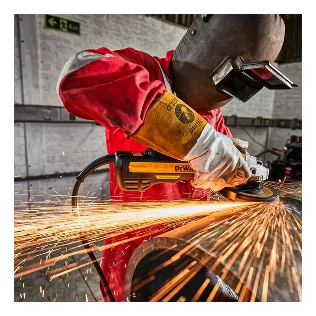 Smerigliatrice Brushless 125mm - 1700W DeWalt DWE4357 2 Smerigliatrice Brushless 125mm - 1700W DeWalt DWE4357 - immagine 2